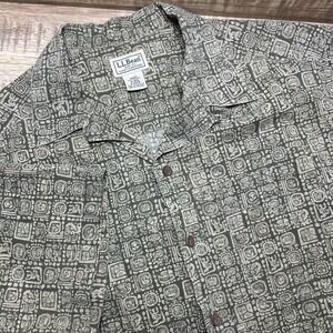 LL Bean Mens Mayan Glyph Print Cotton Camp Shirt Olive Green Medium Vintage